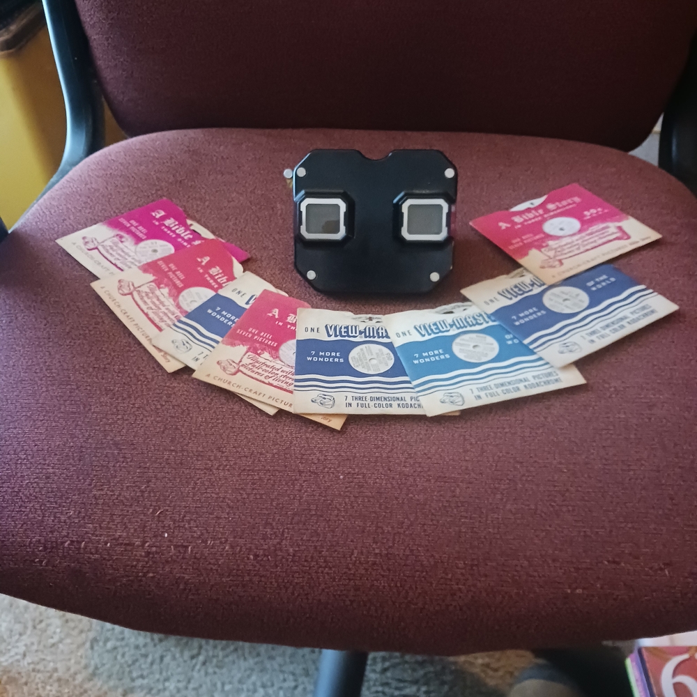 Vintage Classic Black Stereo Viewer for Kids
